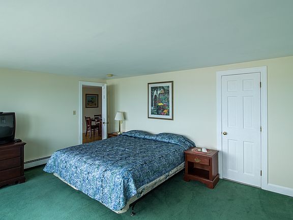 Master Bedroom unit 302