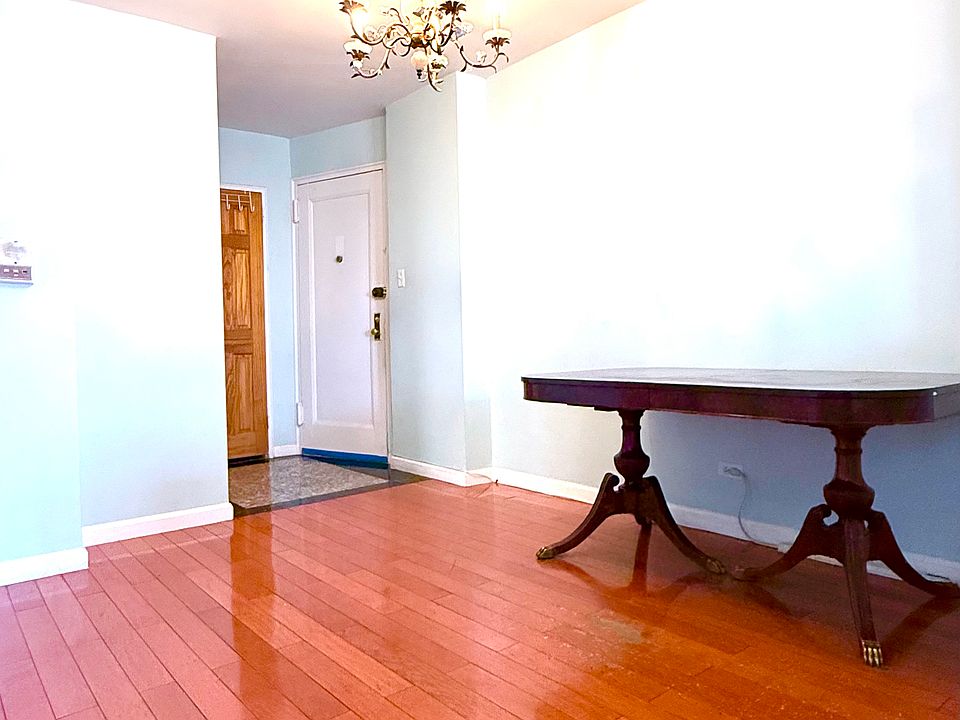 1st image of 4245 Kissena Blvd