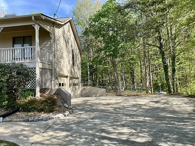 8202 Henderson Mountain Rd — Photo 9