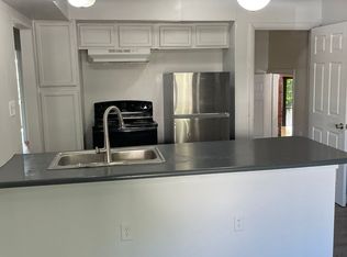415 N Providence Rd, Columbia, MO 65203