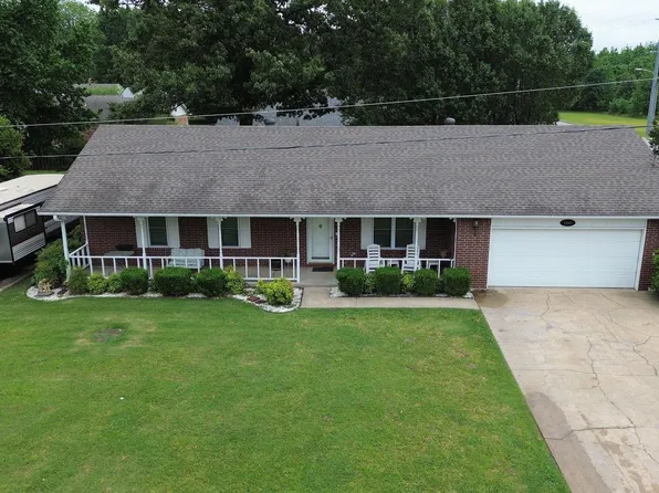 1201 Daniel Dr, Paragould, AR 72450