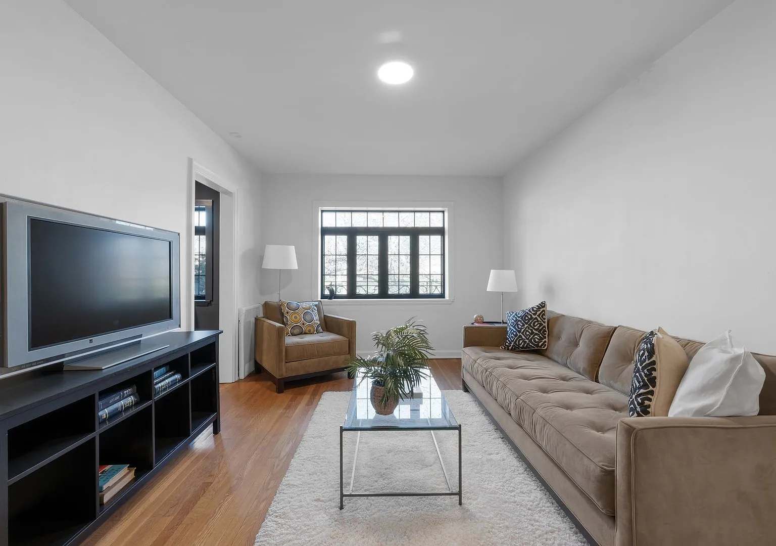 441 East Town Street - 210 - Unit 210 — Photo 2