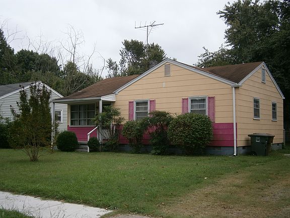 2nd image of 711 Devon Dr