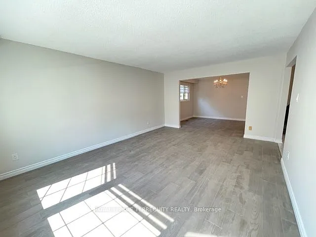 743 Fieldstone Rd — Photo 5