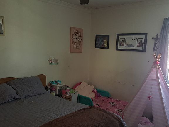 5th image of 1301 E 107th St