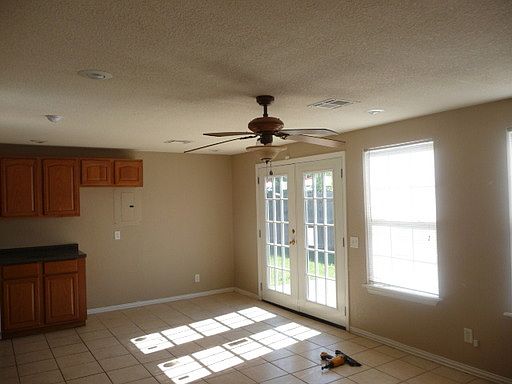 4th image of 2814 NW Ozmun Ave