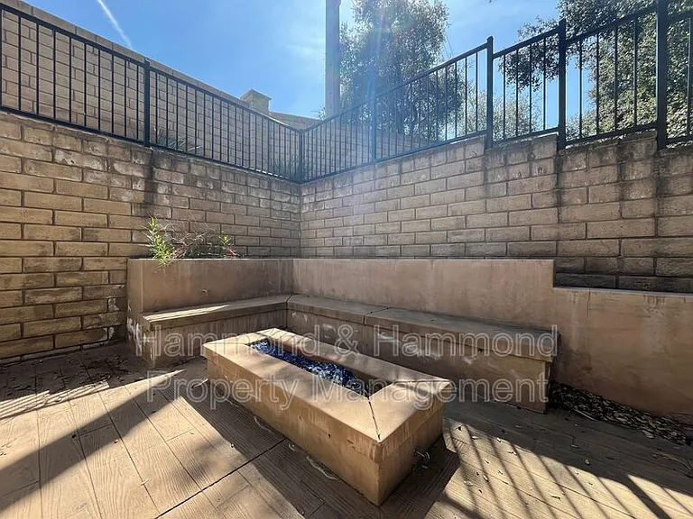 3806 Cayman Ct — Photo 21