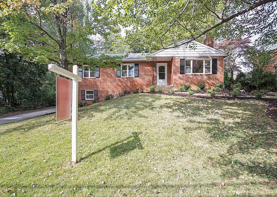 1st image of 3144 Patrick Henry Dr