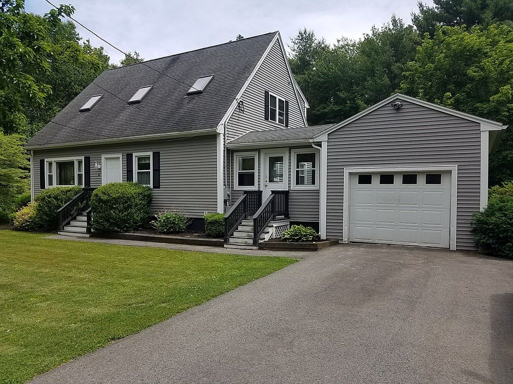 47 Middle Rd, Amesbury, MA 01913 Zillow