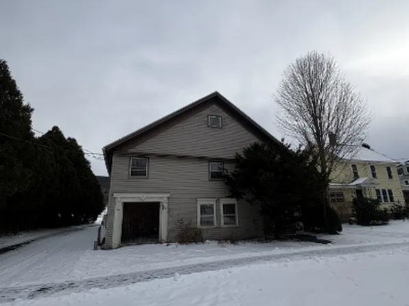 184 N Main St #1, Sunderland, MA 01375