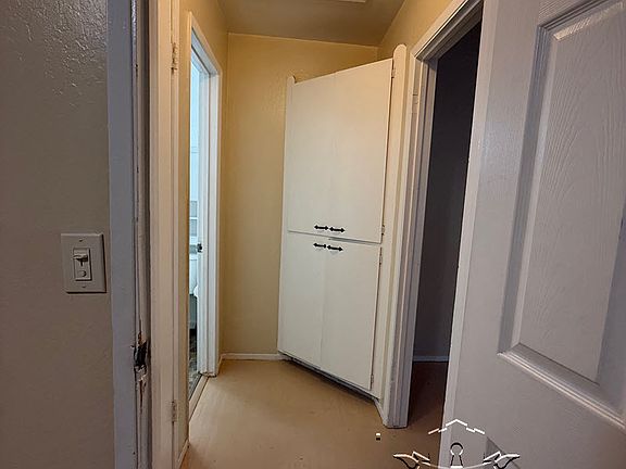 5th image of 307 E Maryland Dr