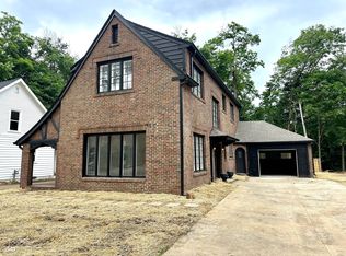 305 Dubois Ave, Crawfordsville, IN
