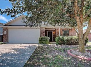 12813 Waynespur Ln, Elgin, TX 78621