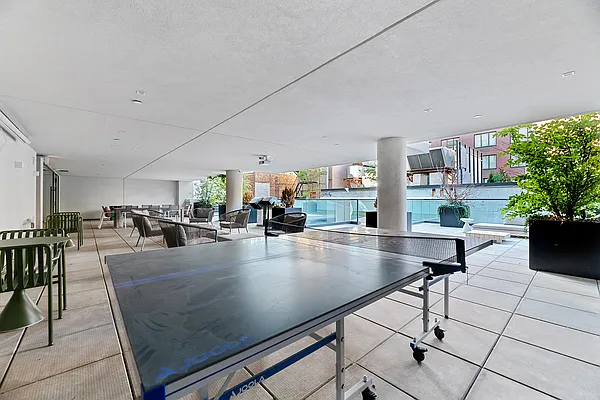 Rented by REAL New York | media 10