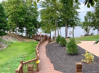 14011 Southshore Rd, Midlothian, VA 23112