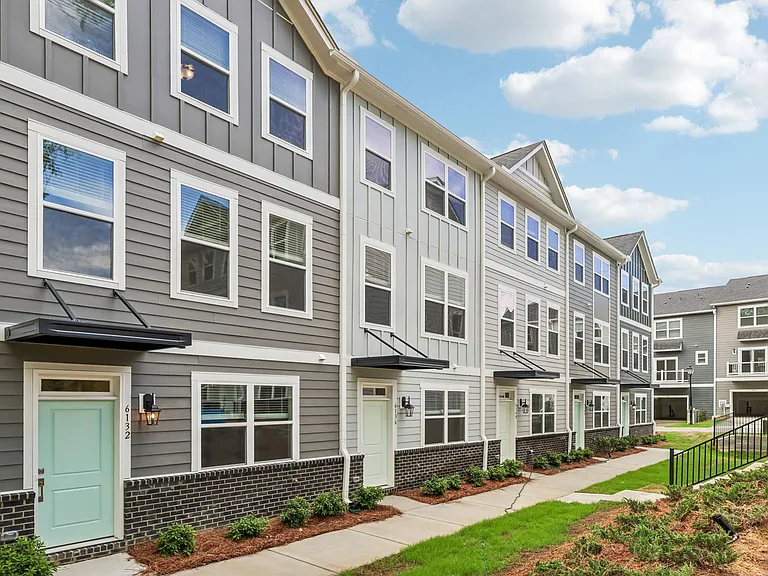 Mint and Mill Townhomes — Photo 15
