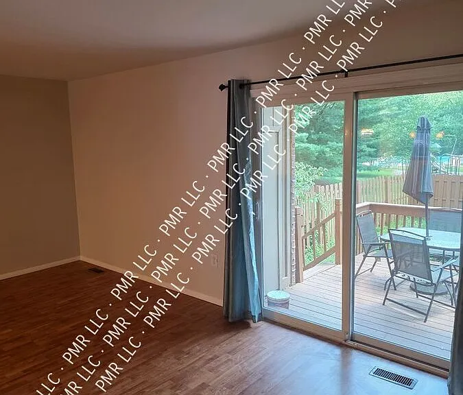 106 Sycamore Ct #1 — Photo 17
