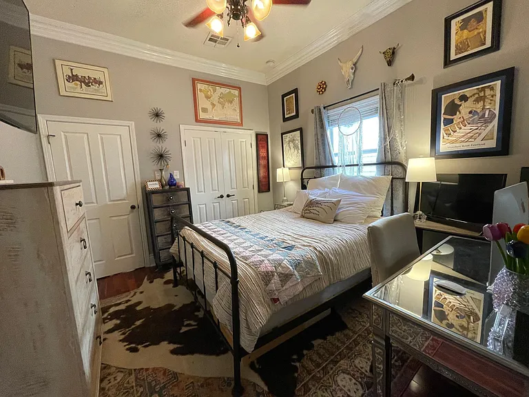Second bedroom