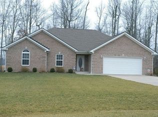 114 Guernsey Farms Ln, Memphis, IN 47143