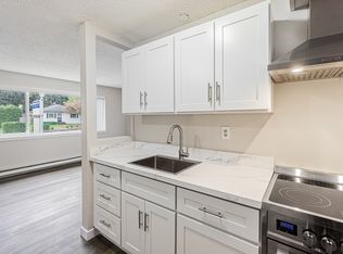 1203 Regents Blvd #6, Tacoma, WA 98466