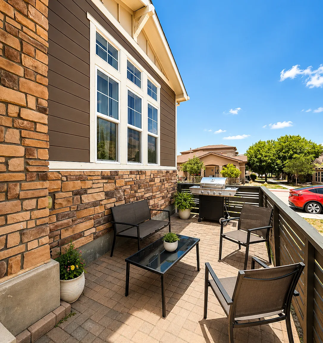 4 bed, 3329 sqft, $3,000 — Photo 2