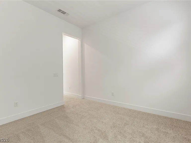 90 Crimson Stone Ct — Photo 21