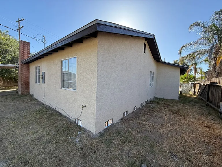 3608 Balboa Dr — Photo 10