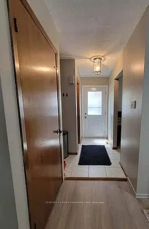 3 bed, $2,550 — Photo 4