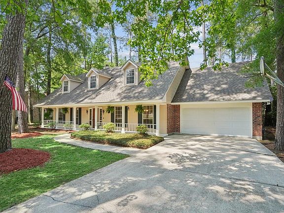 2nd image of 208 Evangeline Dr