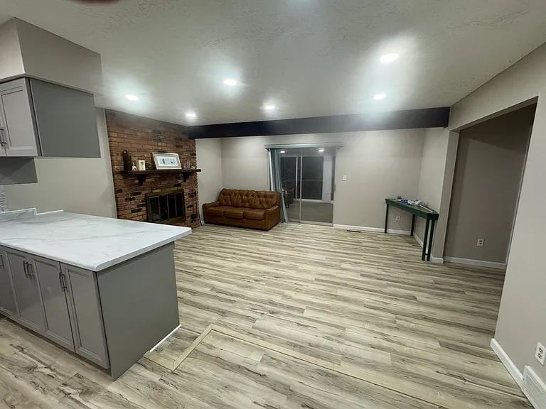 34647 Bristol St — Photo 5