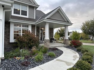 227 Reeds Dr, West Bend, WI 53095