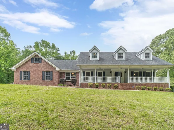 2291 Rabbit Farm Cir, Loganville, GA 30052
