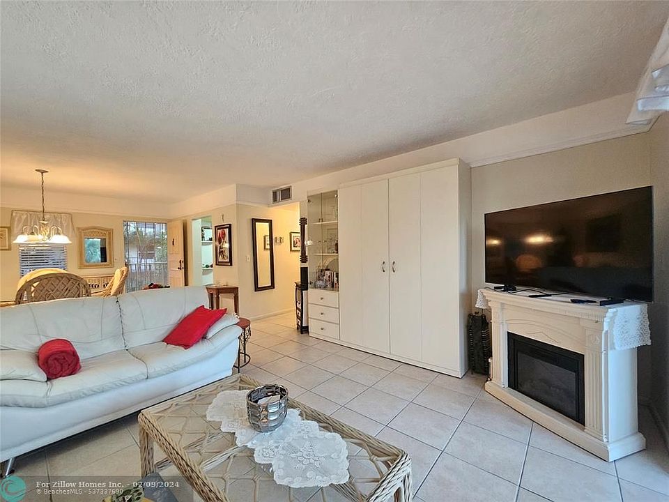 Somerset Condominiums 2871 Somerset Dr Fort Lauderdale FL Zillow