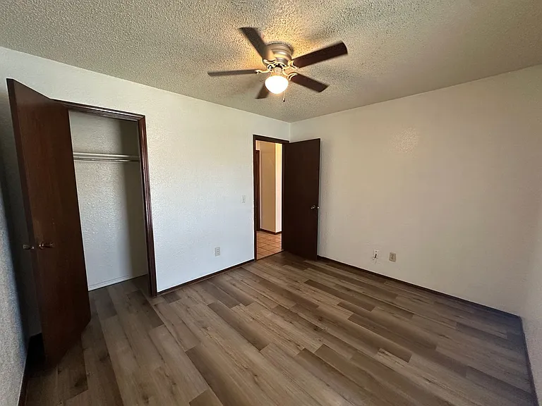 108 Kendra Dr — Photo 35