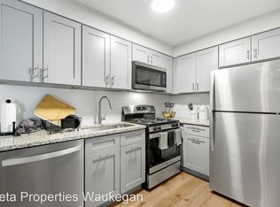 816 N Pioneer Rd #11500151, Waukegan, IL