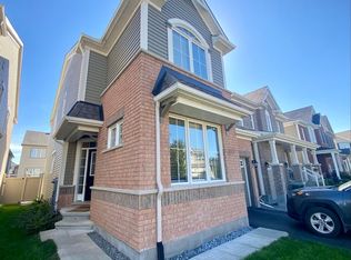 66 Escallonia Ct, Ottawa, ON K2S 0W9