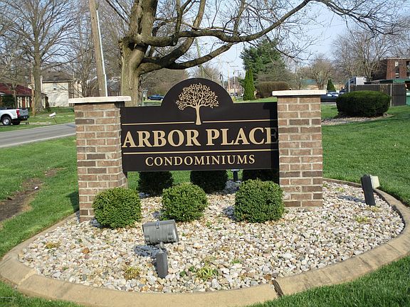 3rd image of 6520 Six Mile Ln APT 4