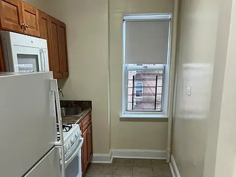 2632 W 2nd St #5K — Photo 6