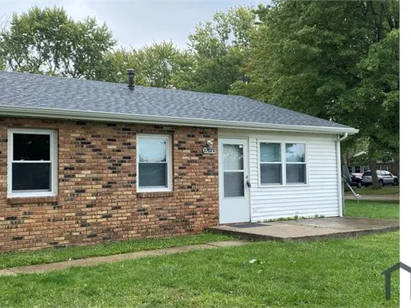2702 Dale Dr APT A, Champaign, IL 61821
