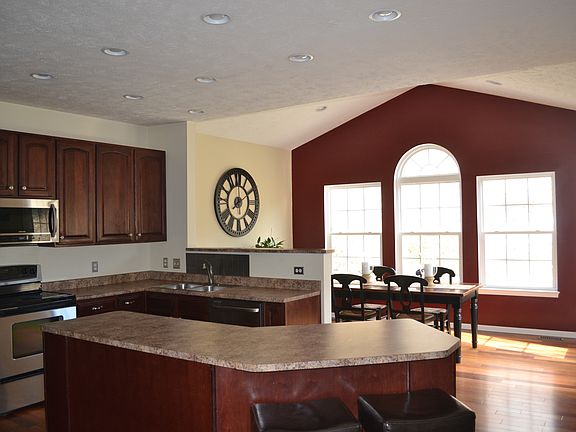 Kitchen/morning room