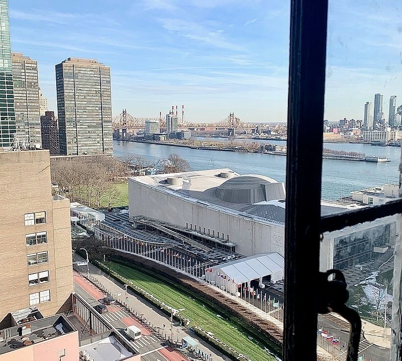 1st image of 45 Tudor City Pl #15002