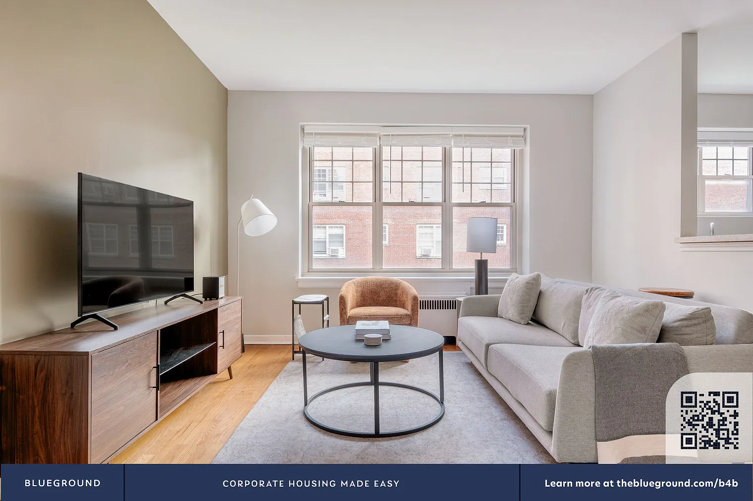 2 bed, 1.0 bath, 700 sqft, $1,570 — Photo 4