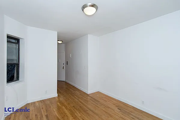 Rented by LC Lemle Real Estate Group | media 14