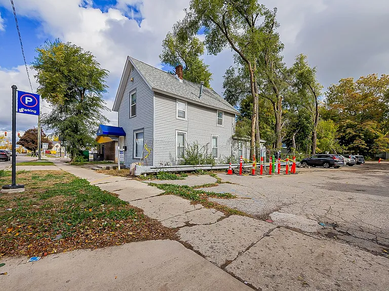 312 Ballard St — Photo 26