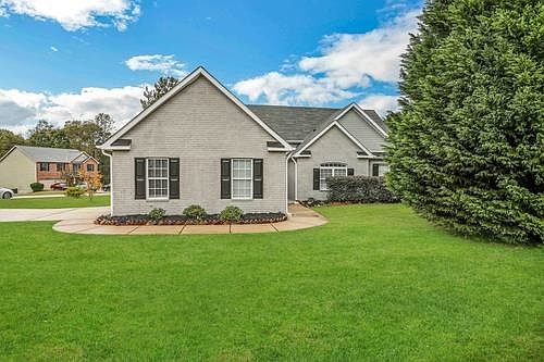 1st image of 214 Jessie Ct
