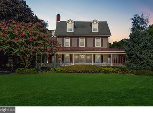 317 Bridgeboro Rd, Moorestown, NJ 08057