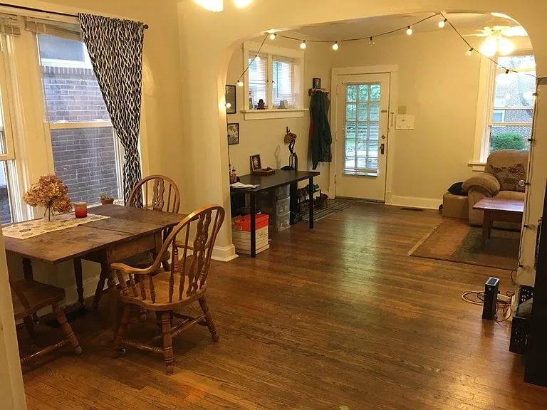 2143 Maury Ave — Photo 2