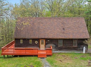 1118 Wildlife Rd, White River Junction, VT 05001