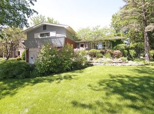 1600 Montgomery Rd, Deerfield, IL 60015