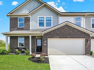 2899 Woods Edge Dr, Greenwood, IN 46143